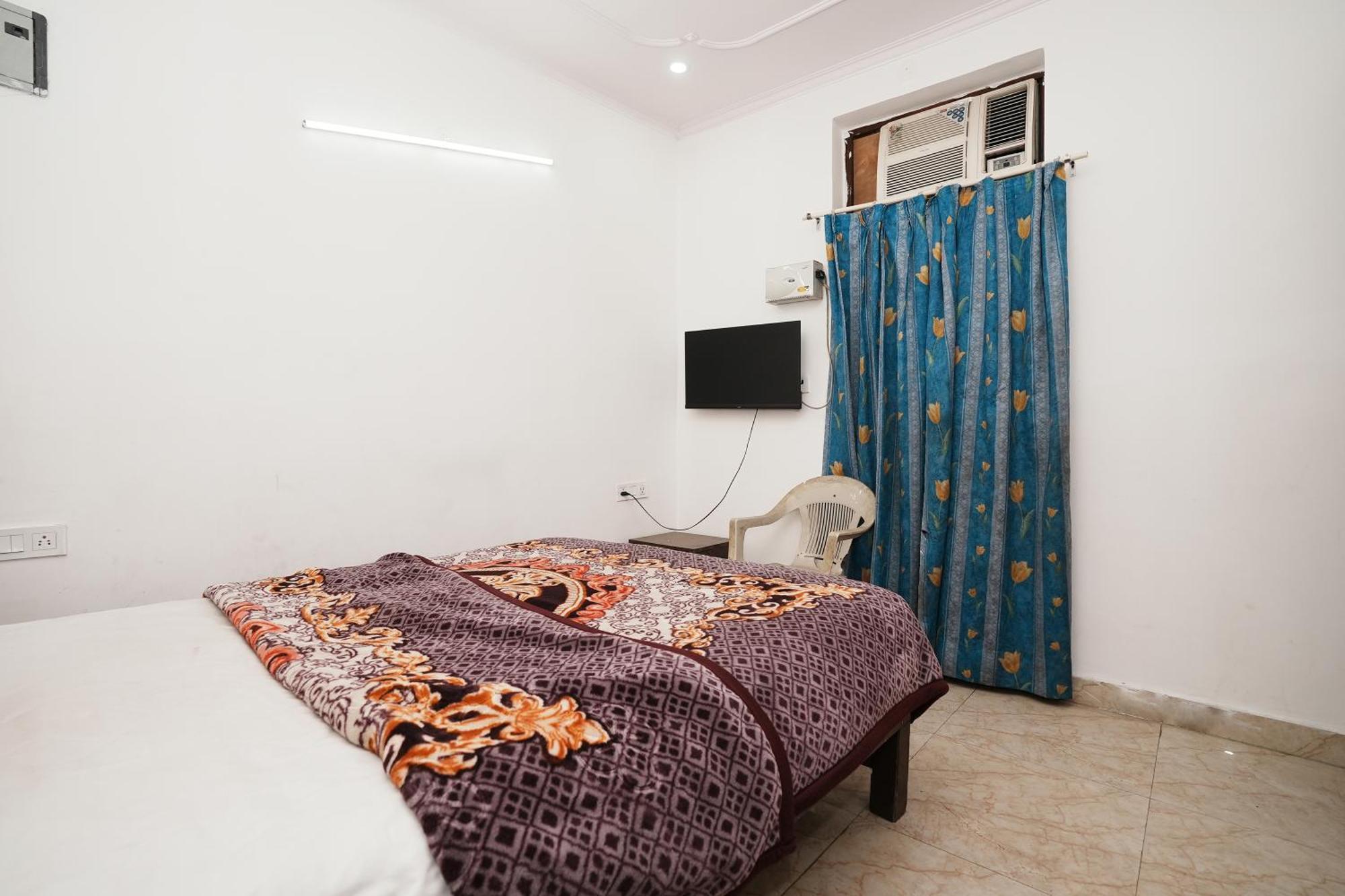 Hotel Sunrise Moon Ню Делхи Екстериор снимка