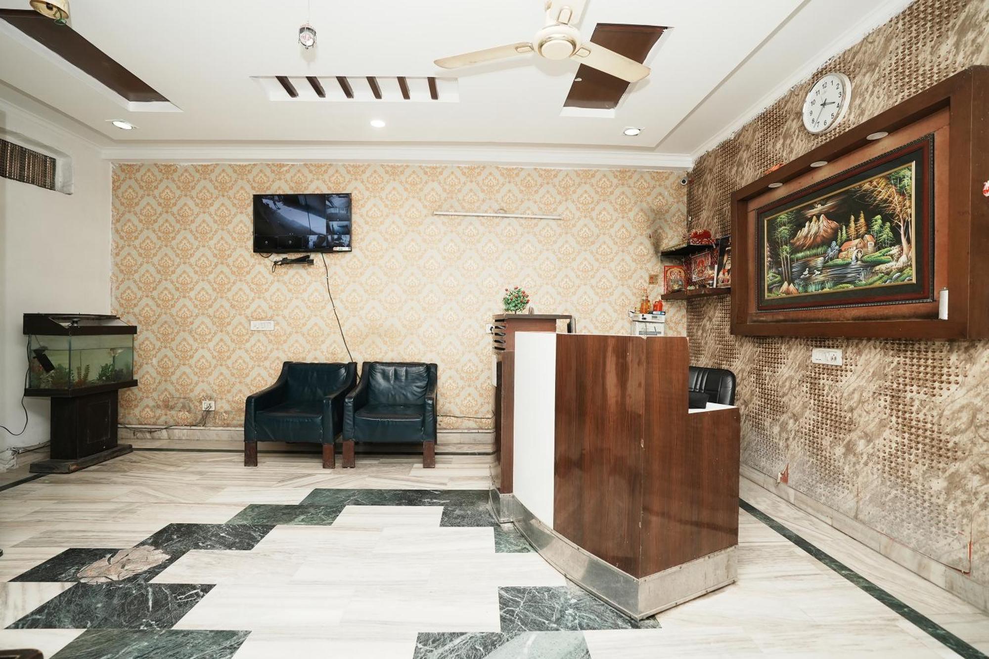 Hotel Sunrise Moon Ню Делхи Екстериор снимка