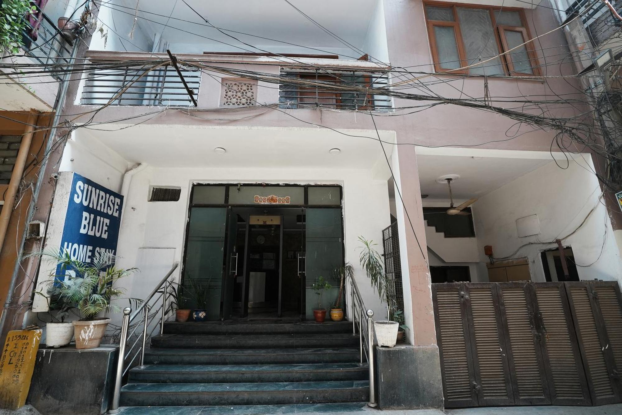 Hotel Sunrise Moon Ню Делхи Екстериор снимка